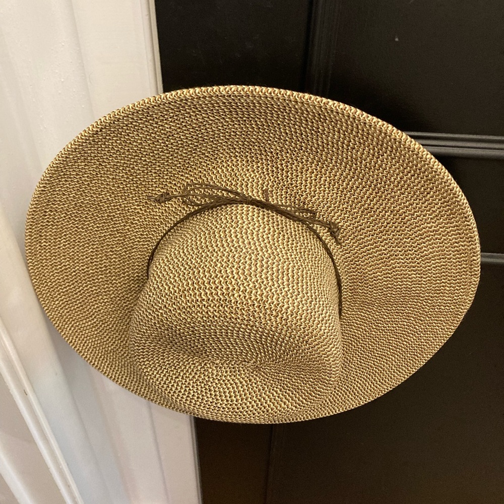 Nine West Beach Hat